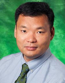 Tao Zhang Headshot